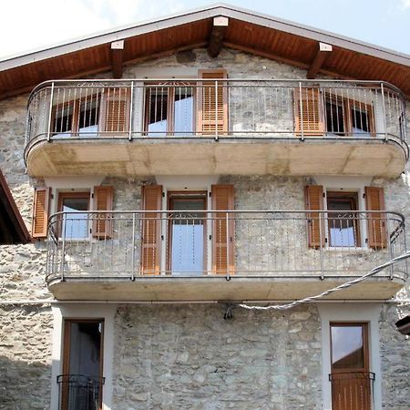 Rustico Maria Apartment Vercana Luaran gambar