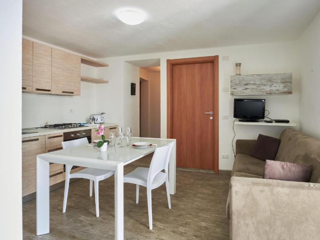 Rustico Maria Apartment Vercana Luaran gambar