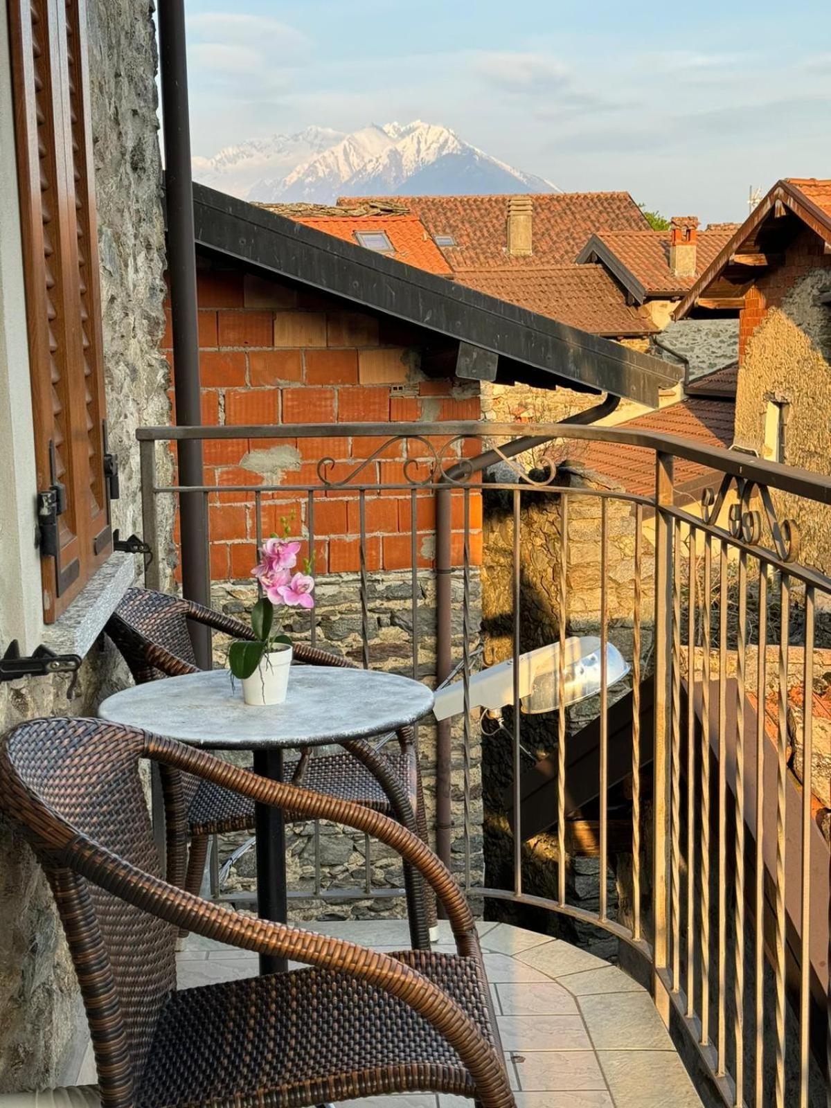 Rustico Maria Apartment Vercana Luaran gambar