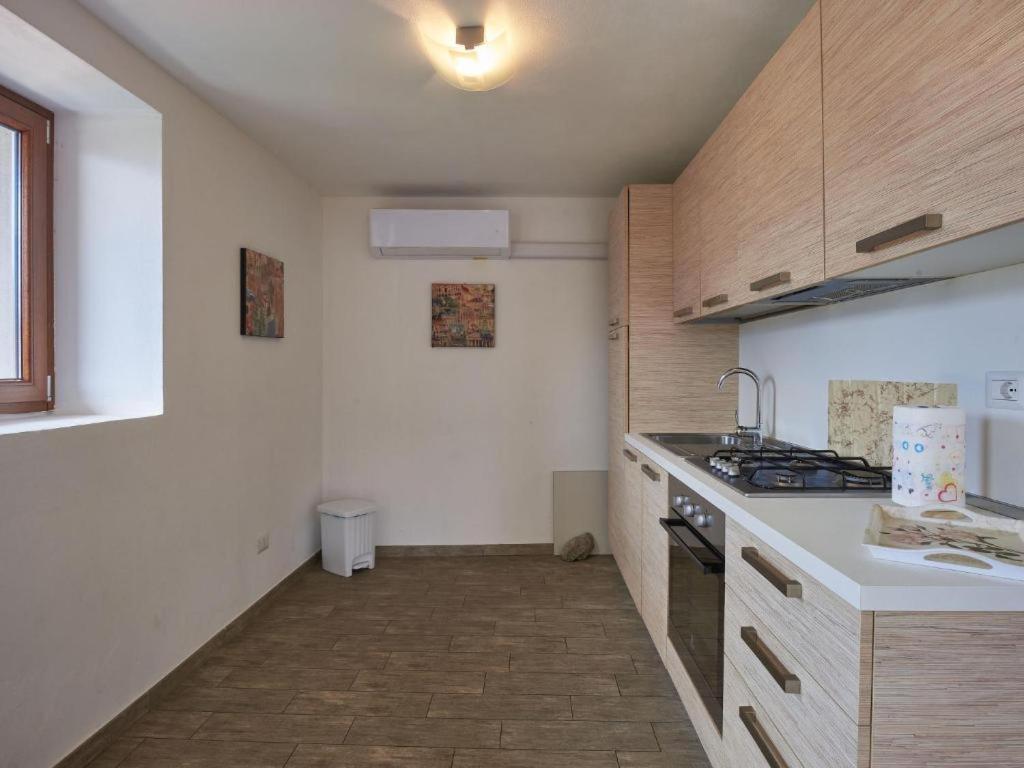 Rustico Maria Apartment Vercana Luaran gambar